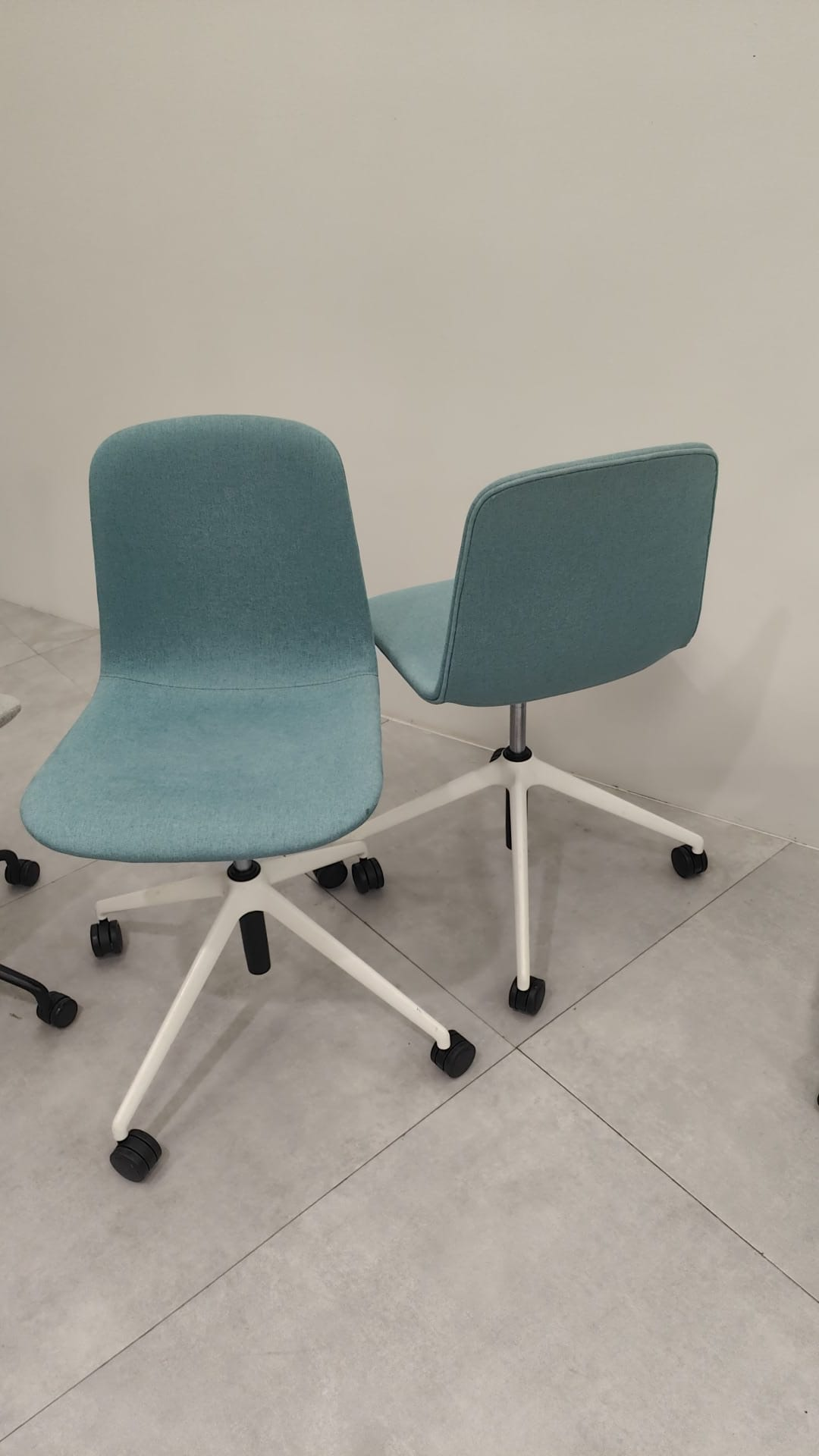Used Teal Upholstered Task Chair – White with Swivel Base